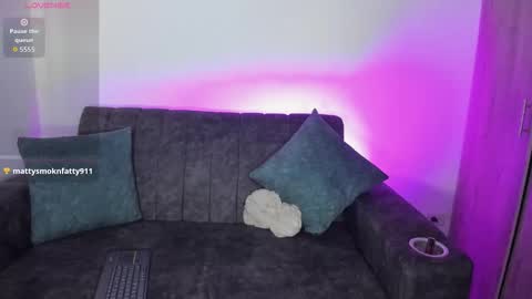 Snapshot of velmoon chatting on 02/16/26, 07:21 velmoon online show from 02/16/26, 07:21