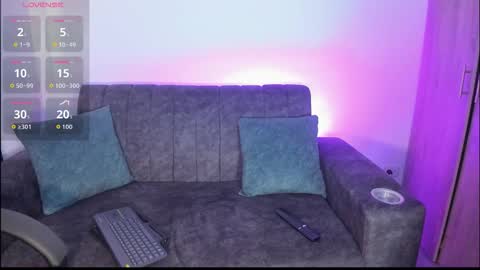 Snapshot of velmoon chatting on 02/26/26, 07:35 velmoon online show from 02/26/26, 07:35