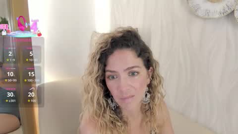 Velora online show from 09/21/25, 03:41