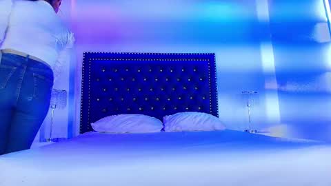 velora_nigth online show from 01/14/26, 11:16