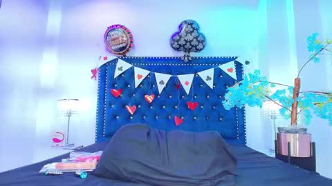 velora_nigth online show from 02/19/26, 12:06