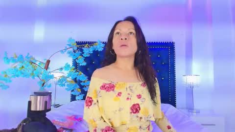 velora_nigth online show from 03/03/26, 11:38