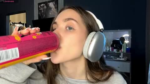 Nia online show from 03/30/26, 03:13