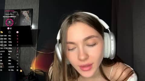 Nia online show from 04/09/26, 03:06