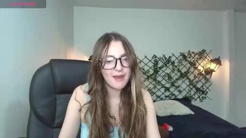 Sophi  online show from 03/17/26, 12:26