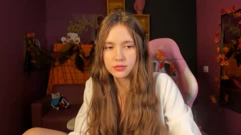 velvet_cherry online show from 10/15/25, 03:56