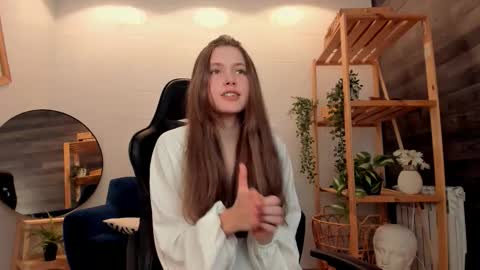 velvet_cherry online show from 10/22/25, 04:18