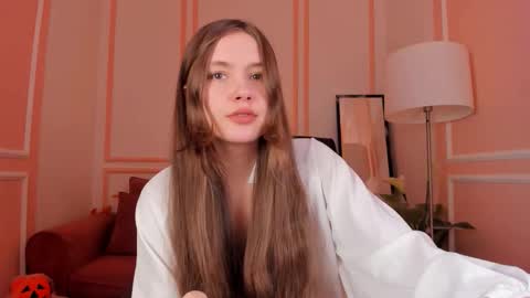 velvet_cherry online show from 10/23/25, 04:06