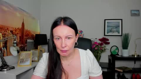 Snapshot of velvet_jasmine chatting on 09/10/25, 05:29 Jasmine online show from 09/10/25, 05:29