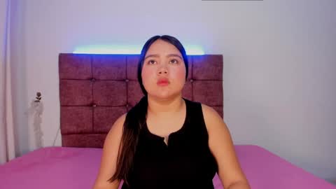 Snapshot of velvet_llove chatting on 03/31/26, 10:26 velvet online show from 03/31/26, 10:26