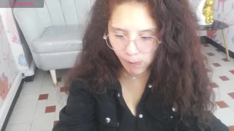 velvet_moon_v online show from 03/20/26, 12:43