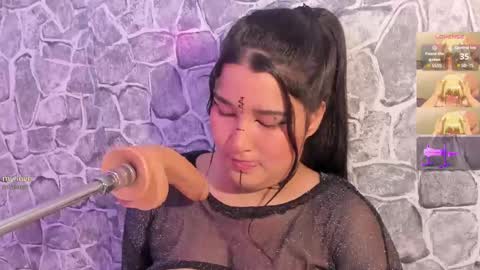 Snapshot of velvet_rosee_ chatting on 09/14/25, 03:44 velvet_rosee_ online show from 09/14/25, 03:44