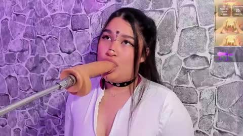 Snapshot of velvet_rosee_ chatting on 09/23/25, 12:08 velvet_rosee_ online show from 09/23/25, 12:08