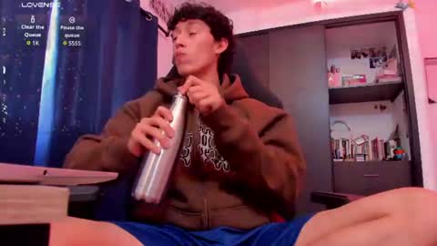 juansito online show from 06/19/26, 03:16