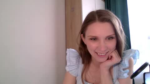 velvetaphrodisiaque online show from 05/08/26, 03:50