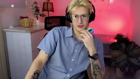 velvetbite online show from 01/16/26, 04:33