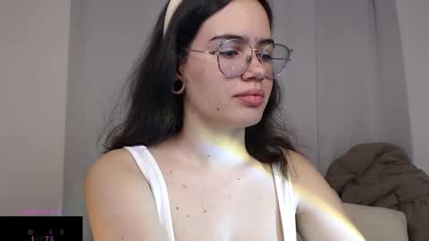  Crystal         PVT OPEN online show from 03/12/25, 03:35