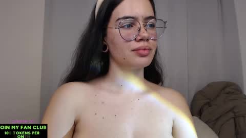  Crystal         PVT OPEN online show from 03/12/25, 06:40