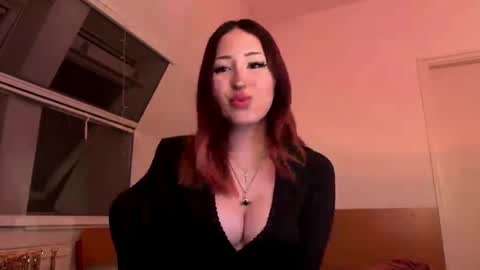 Sophie online show from 06/01/26, 09:16