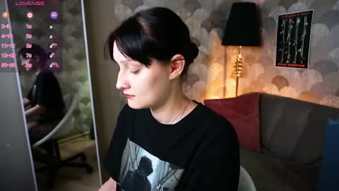 Lily online show from 05/24/26, 08:58