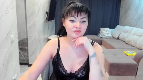 VelvetMila  online show from 03/23/26, 05:39