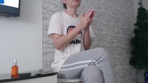 velvetmoon123 online show from 11/24/25, 08:36