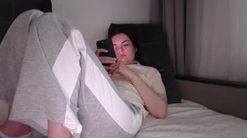 velvetmoon123 online show from 03/16/26, 05:44