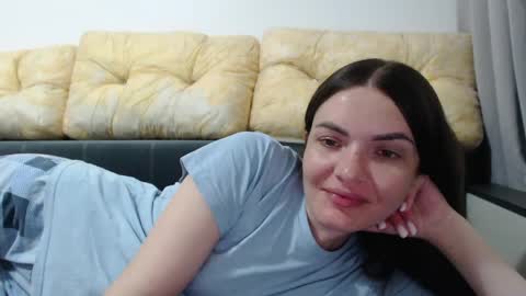 velvetmoon123 online show from 04/17/26, 06:00