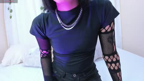 Snapshot of velvetnoir__ chatting on 03/22/26, 12:08 online show from 03/22/26, 12:08