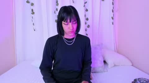 Snapshot of velvetnoir__ chatting on 03/23/26, 12:09 online show from 03/23/26, 12:09