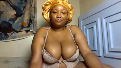 Snapshot of velvetnova_x91 chatting on 08/04/26, 09:39 Prettie diva online show from 08/04/26, 09:39
