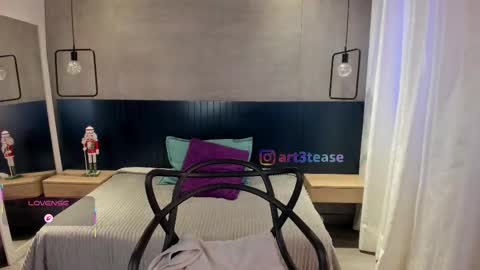 velvettease_ online show from 12/16/25, 12:43