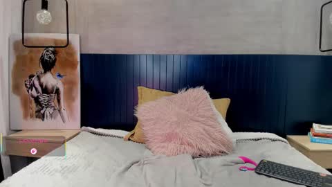 velvettease_ online show from 03/05/26, 01:40