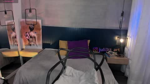 velvettease_ online show from 05/05/26, 01:19