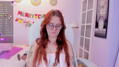 Yvonne online show from 12/23/25, 01:14