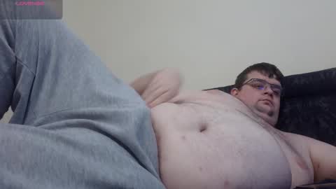 Snapshot of velyass chatting on 11/21/25, 09:13 Velyas online show from 11/21/25, 09:13