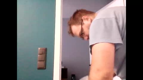 Snapshot of vendi1 chatting on 11/15/25, 09:50 vendi1 online show from 11/15/25, 09:50