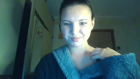 vendi rassell8855 online show from 10/23/25, 09:46