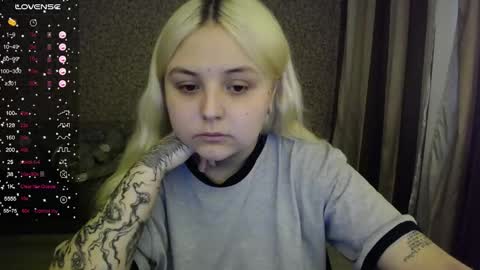 eva 3 online show from 10/13/25, 11:32