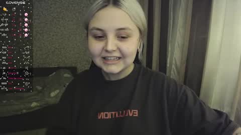 eva 3 online show from 11/14/25, 02:32