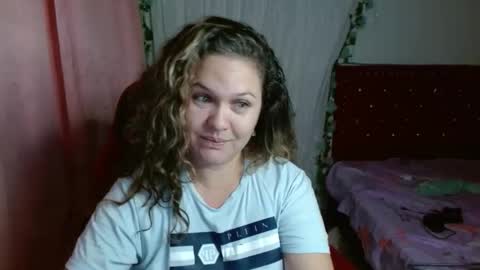 venecasexy44 online show from 11/19/25, 09:53