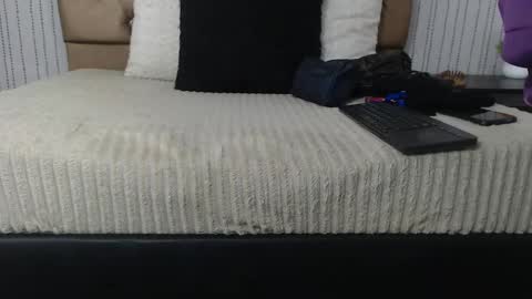 Snapshot of veneno_hot chatting on 01/12/25, 02:09 veneno hot online show from 01/12/25, 02:09