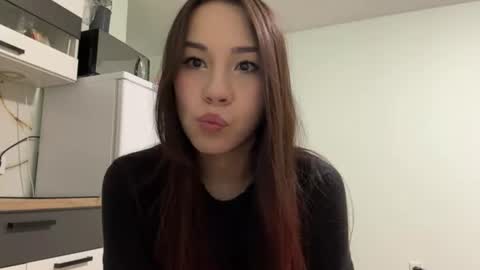 Milla online show from 06/25/26, 06:23