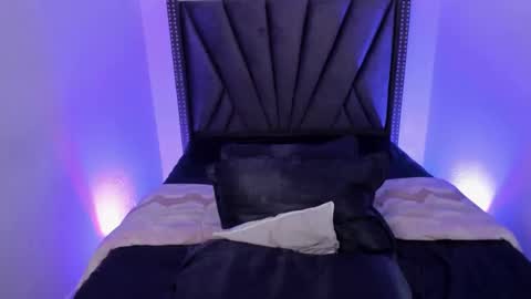 Snapshot of venezuelangoddess chatting on 02/02/25, 06:26 Miss B. online show from 02/02/25, 06:26