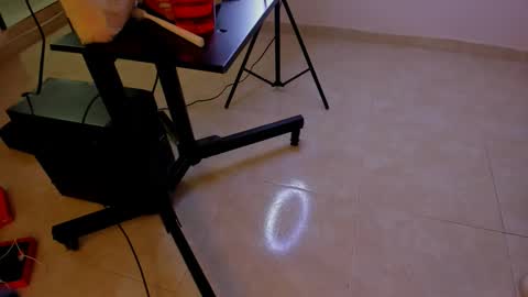 vennusasm1 online show from 10/24/25, 10:06