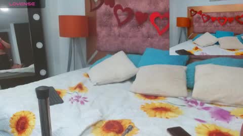 venus online show from 03/04/25, 10:46