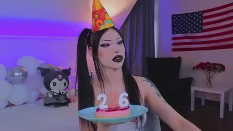 Snapshot of venomeowww_ chatting on 01/07/26, 03:53 Vivian online show from 01/07/26, 03:53