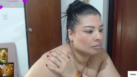 HI IM VENUS SMALL BOOBS  BIG HEART WARM PUSSY online show from 05/15/26, 11:12