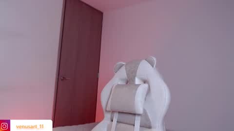 Snapshot of venus_art11 chatting on 02/14/25, 12:41 venus_art11 online show from 02/14/25, 12:41