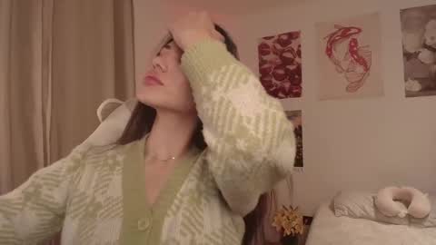 Snapshot of venus_art11 chatting on 10/14/25, 02:23 venus_art11 online show from 10/14/25, 02:23